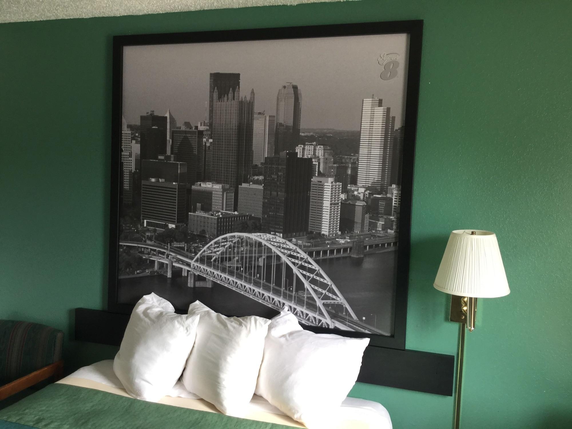 Super 8 By Wyndham New Stanton Hotel Buitenkant foto