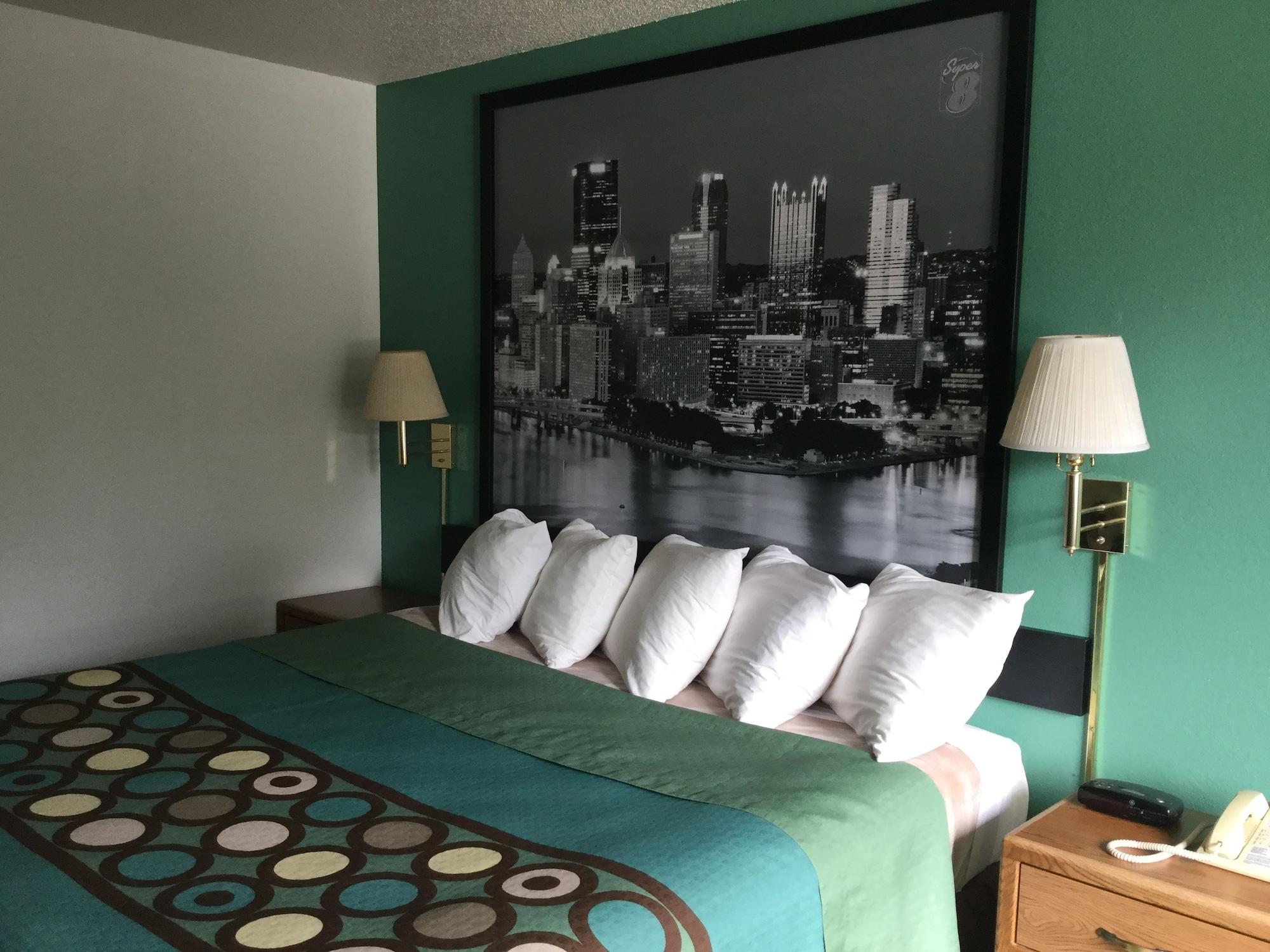 Super 8 By Wyndham New Stanton Hotel Buitenkant foto